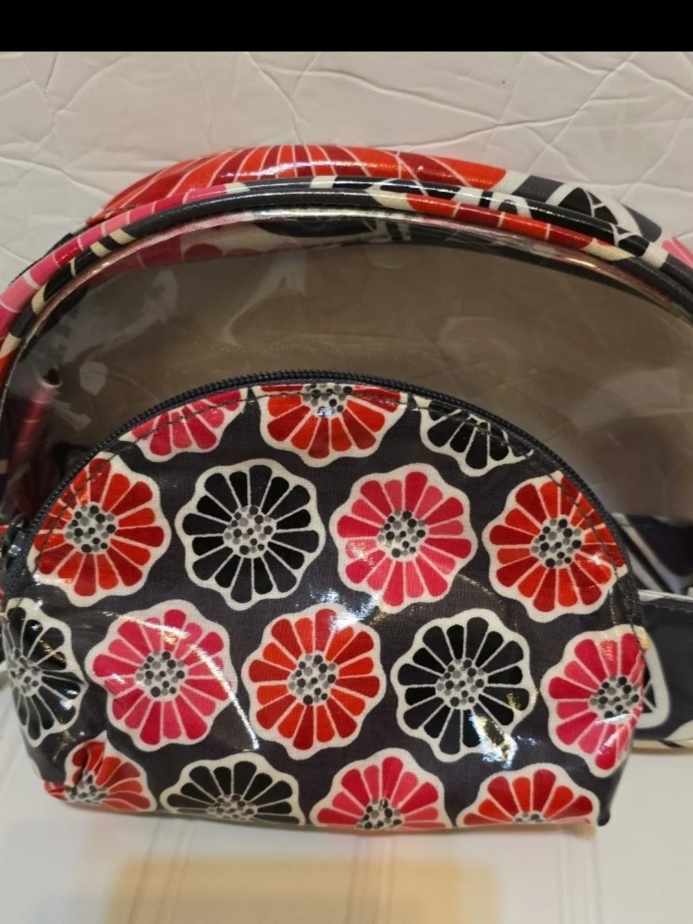 Vera Bradley Lot 2 Floral Cosmetic Pouch in Red & Black ,essential